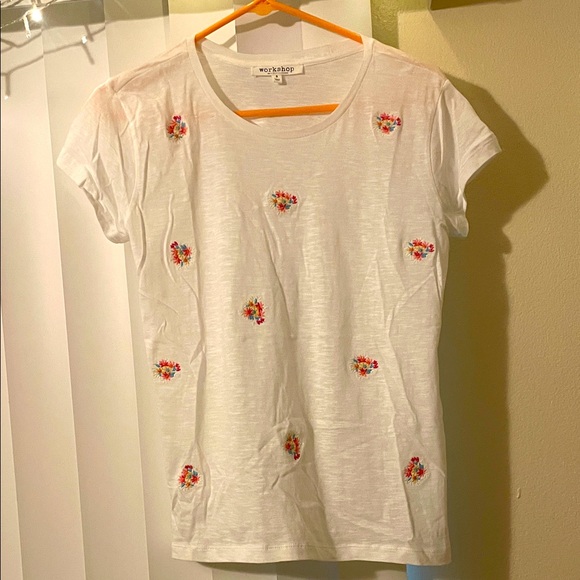 NWOT Embroidered FLAWLESS Tee (S) - Picture 1 of 5